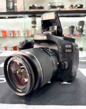 Canon EOS 80D Kit with 18-55mm f/3.5-5.6 Lens