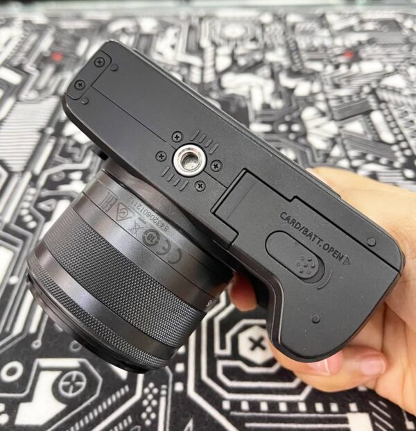 Canon EOS M50 Kit Lens
