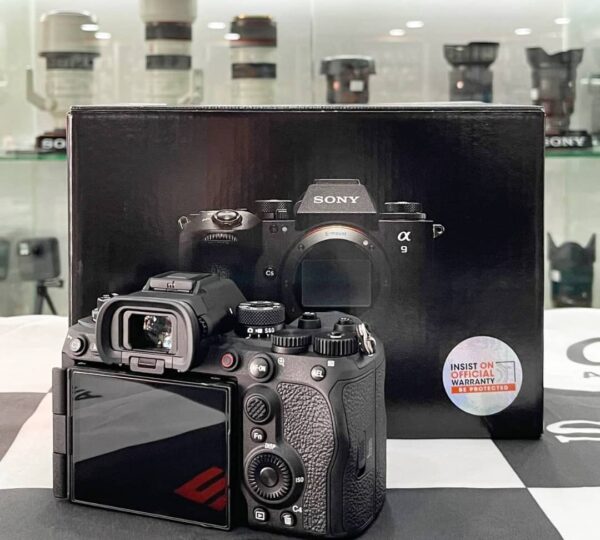 Sony Alpha 9 III (ILCE-9M3) Body with Accessory Bundle