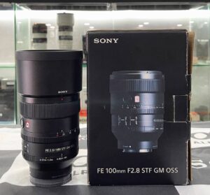 Sony FE 100mm f/2.8 STF GM OSS Lens with Accessory Bundle