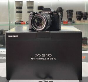photo_2024-08-16_05-31-08 Fujifilm X-S10 Kit with XC 15-45mm f/3.5-5.6 OIS PZ Lens + Accessory Bundle