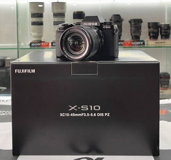 Fujifilm X-S10 kit like new condition with IBIS