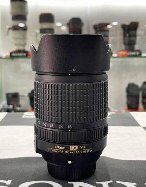 Nikon AF-S DX 18-140mm f/3.5-5.6G ED VR Lens with Accessory Bundle