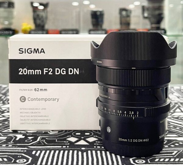 Sigma 20mm f/2 DG DN I-Series lens excellent condition