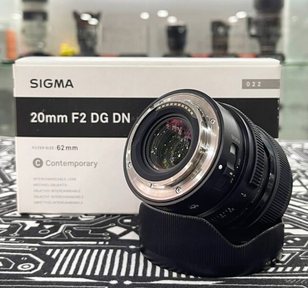Sigma 20mm f/2 DG DN Contemporary I-Series Lens – Excellent Condition (97%) with Accessory Bundle