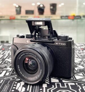 Fujifilm X-T100 Kit with XC 15-45mm f/3.5-5.6 OIS PZ Lens + Accessory Bundle
