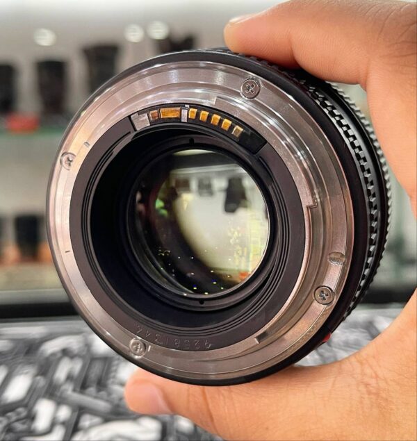 Canon EF 50mm f/1.4 USM Lens with Accessory Bundle