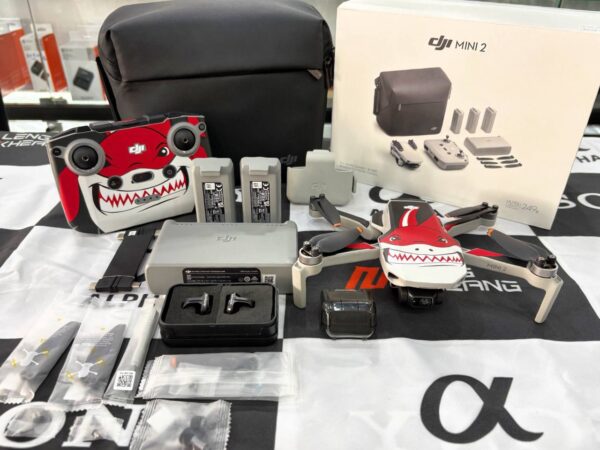 DJI Mini 2 Fly More Combo