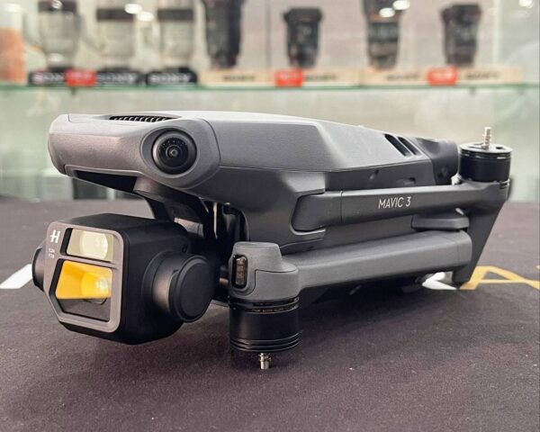 DJI Mavic 3