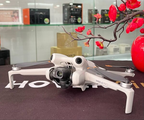 DJI Mini 4 Pro Fly More Combo (Not Yet Activated)
