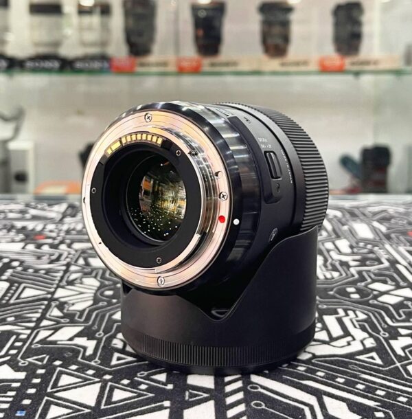 Sigma 35mm f/1.4 DG HSM Art Lens for Canon EF with Accessory Bundle