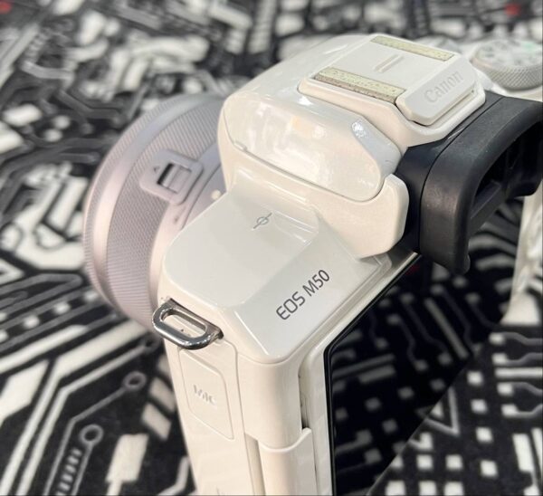 Canon EOS M50 Kit Lens