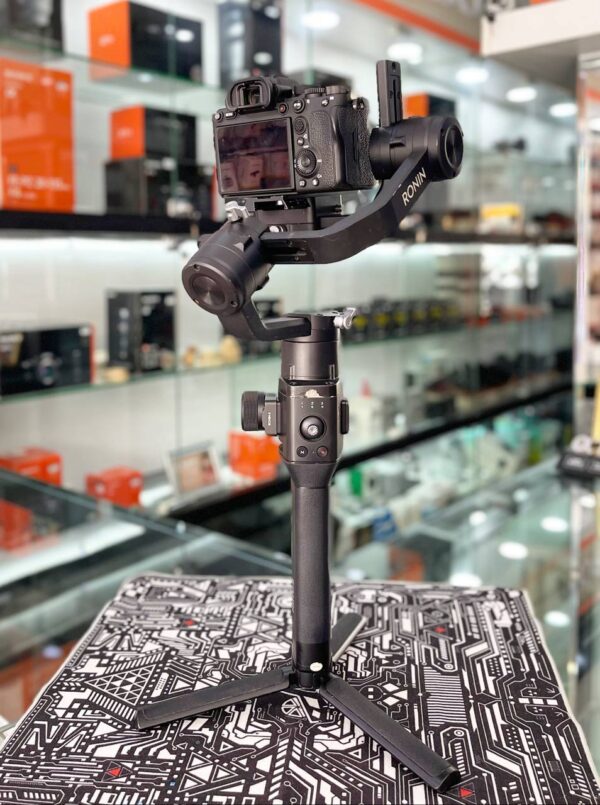 DJI Ronin-S 3-Axis Gimbal Stabilizer
