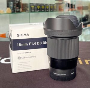 Sigma 16mm f/1.4 DC DN Contemporary Lens for Sony E-Mount with Accessory Bundle