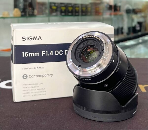 Sigma 16mm f/1.4 DC DN Contemporary – Excellent Condition (98%) with Accessory Bundle