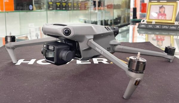 DJI Mavic 3 Fly More Combo