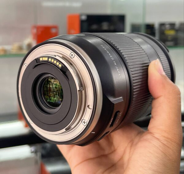 photo_2025-10-08_04-38-17 Tamron 18-400mm f/3.5-6.3 Di II VC HLD – Excellent Condition (97%) with Accessory Bundle