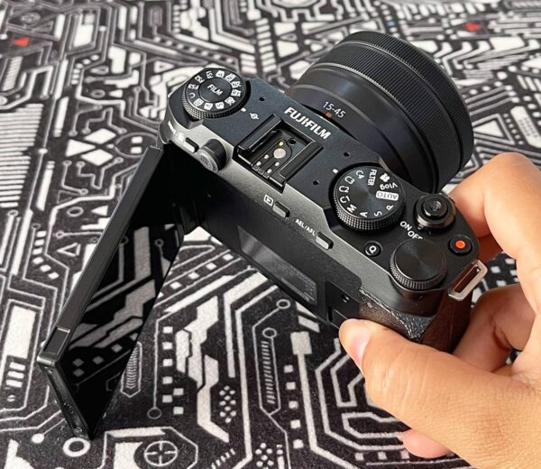 photo_2025-11-11_03-45-51 Fujifilm GFX 100 II Kit with GF 80mm f/1.7 R WR Lens + Accessory Bundle