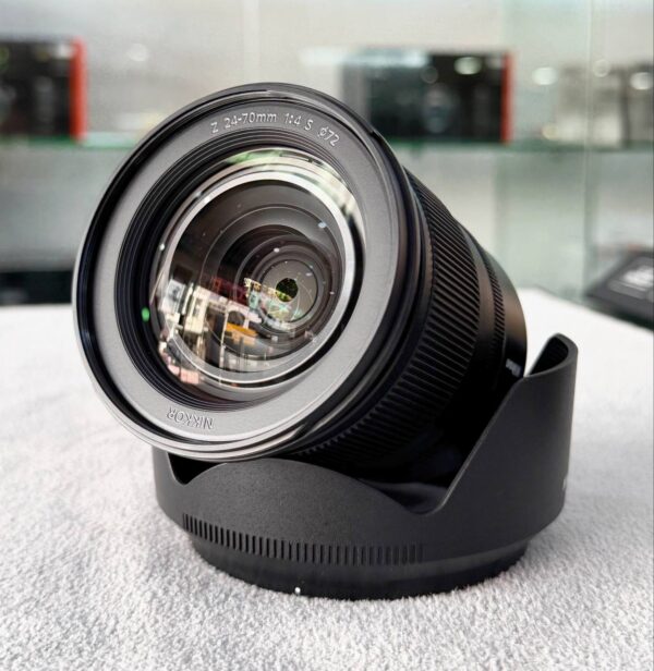 Nikon NIKKOR Z 24-70mm f/4 S Lens