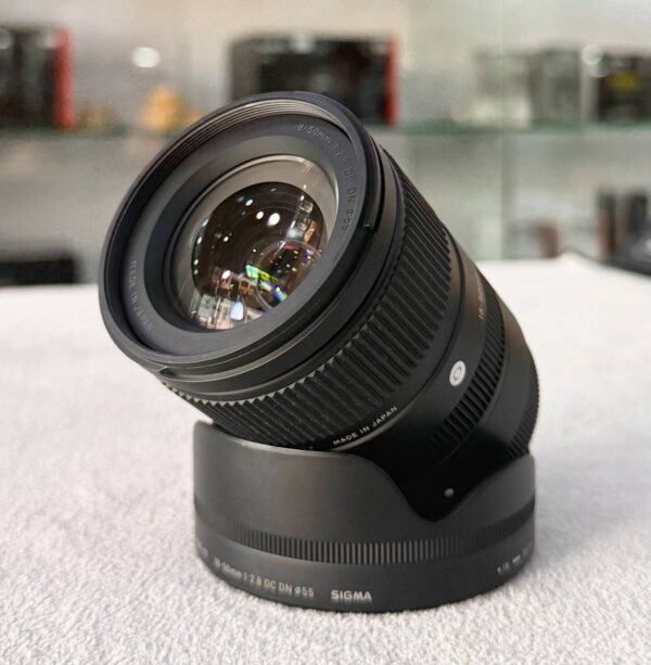 photo_2025-12-14_04-01-14 Sigma 18-50mm f/2.8 DC DN Contemporary Lens for Sony E-Mount with Accessory Bundle