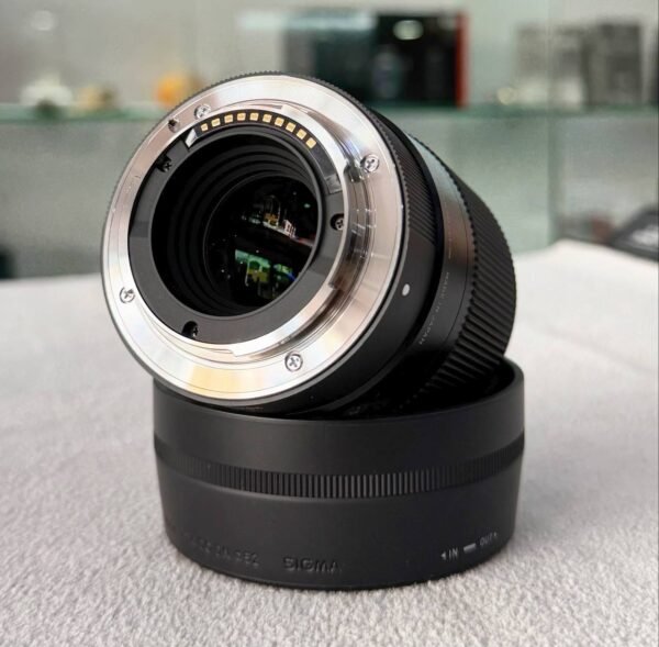 Sigma 30mm f/1.4 DC DN Contemporary – Excellent Condition (98%) with Accessory Bundle