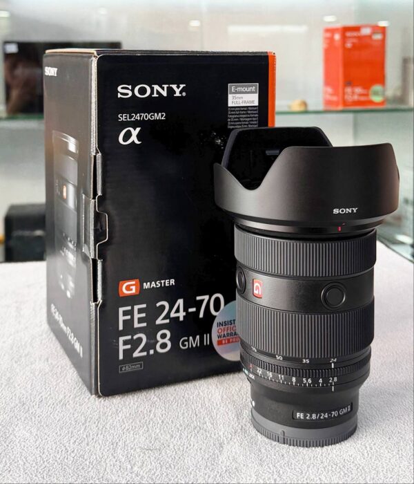 Sony 24-70mm f/2.8 GM II lens like new condition