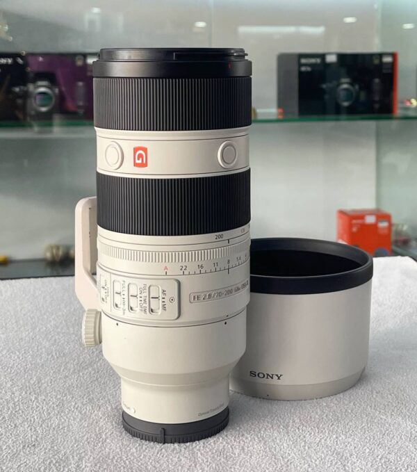 Sony FE 70-200mm f/2.8 GM OSS II Lens with UV Filter + Accessories