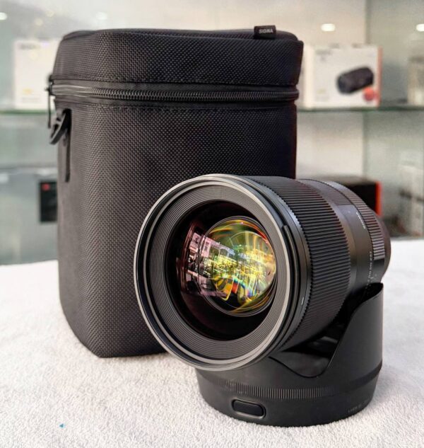 photo_2026-02-02_05-30-12 Sigma 35mm f/1.2 DG DN Art Lens for Sony E-Mount with UV Filter + Accessory Bundle