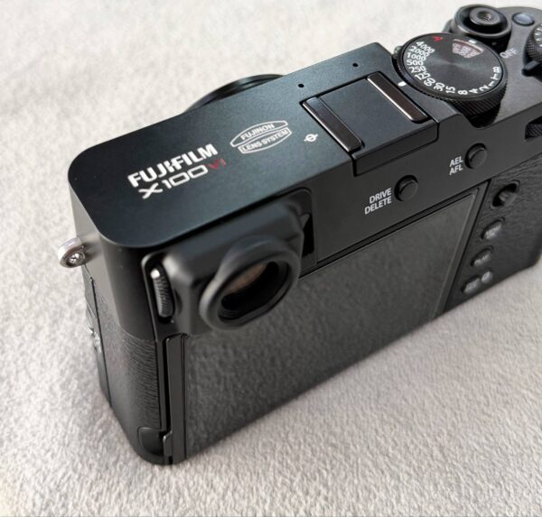 Fujifilm X100VI – Like New (99%) with Accessory Bundle