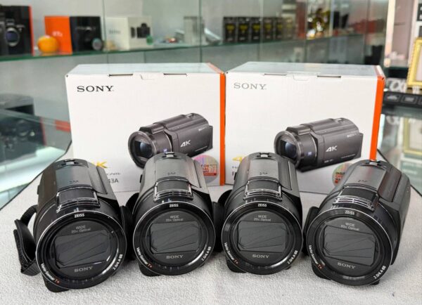 photo_2026-03-16_07-29-19 Sony FDR-AX43A 4K Handycam with Wireless Microphone + Accessory Bundle