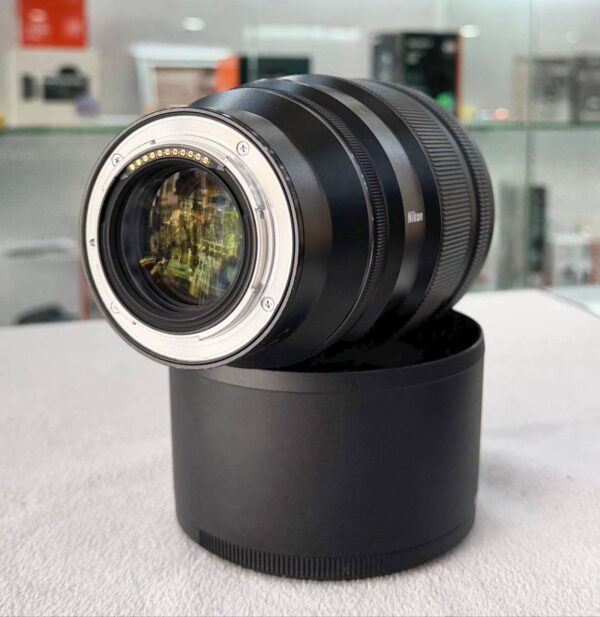 Nikon NIKKOR Z 135mm f/1.8 S Plena Lens with UV Filter