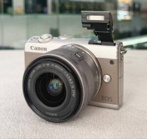 Canon EOS M100 Kit