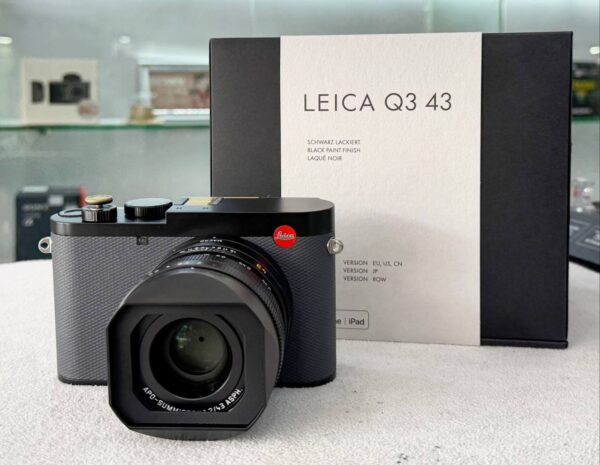 photo_2026-04-07_09-11-16 Leica Q3 43 with Accessory Bundle