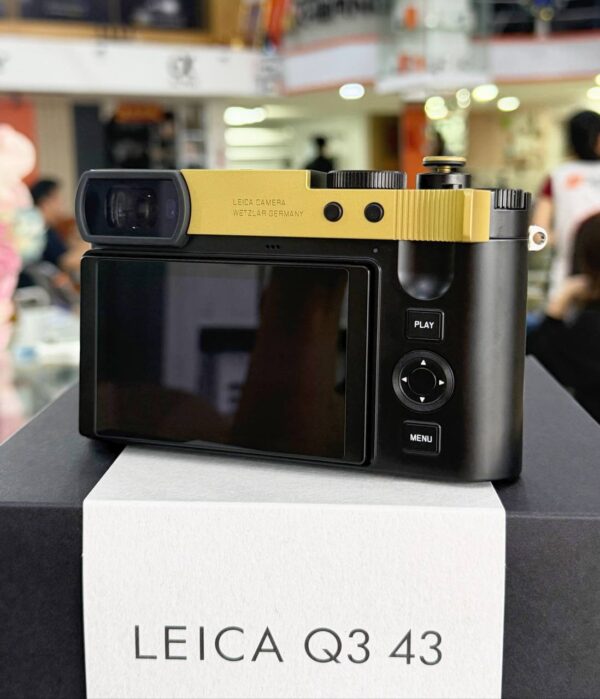 photo_2026-04-07_09-11-17 Leica Q3 43 with Accessory Bundle