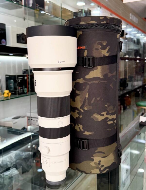 Sony FE 400-800mm f/6.3-8 G OSS Lens with Accessory Bundle