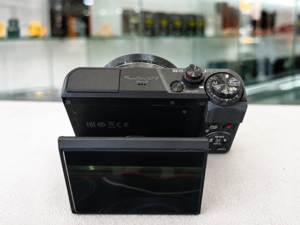 Canon PowerShot G7X Mark II – Excellent Condition (97%) with Accessory Bundle