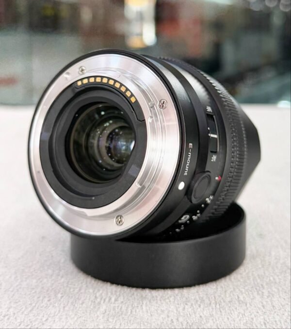 Sony FE 40mm F2.5 G – Excellent Compact G Lens with UV Filter