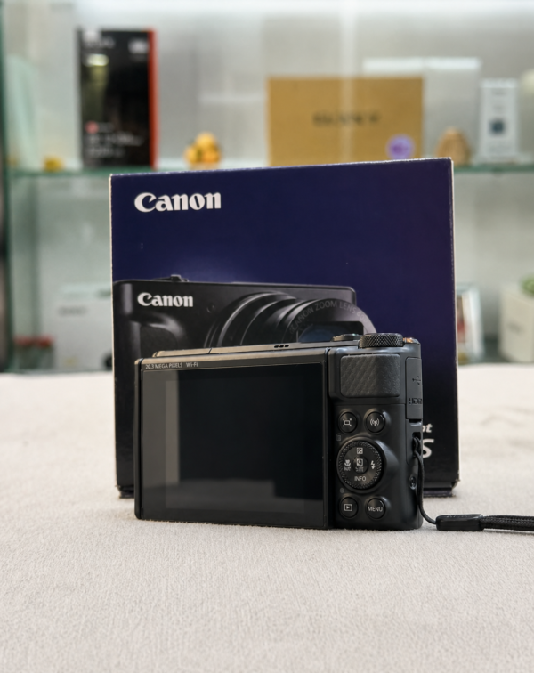 Canon PowerShot SX740 HS (Black) – Open Box Unused 40x Zoom Compact with 4K Video + Flip Screen