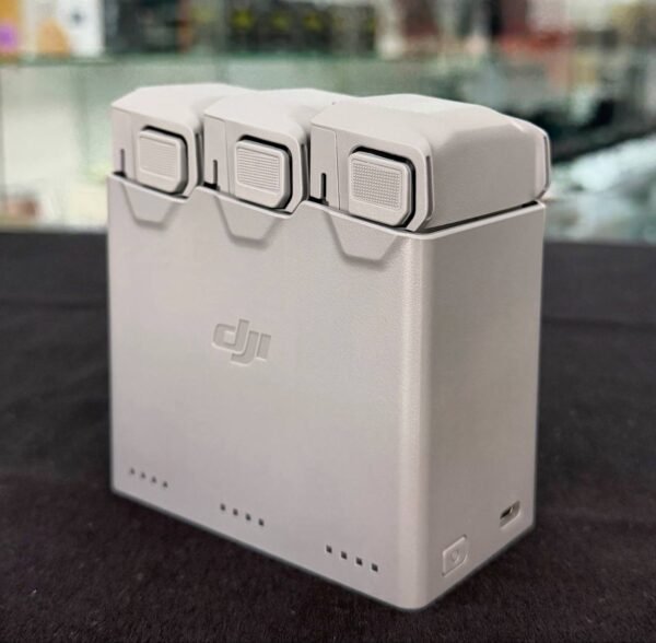 DJI Mini 5 Pro Fly More Combo – Like New, Un activated with 3 Batteries + RC 2 + Full DJI Warranty