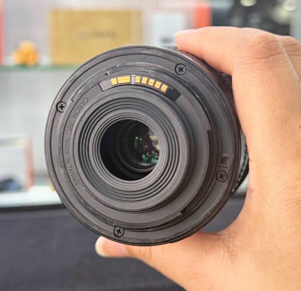 Canon EF-S 10-18mm f/4.5-5.6 IS STM (Ultra-Wide Zoom) – Excellent Condition with UV Filter