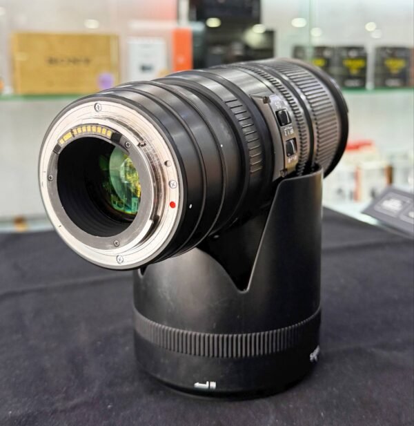 Sigma 70-200mm f/2.8 APO DG OS HSM – 90% Excellent Canon EF Telephoto Zoom with UV Filter + 1-Week Warranty